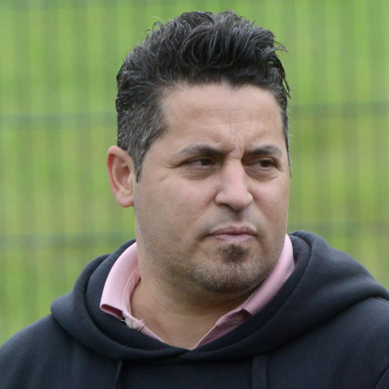 Kurtulus Öztürk ist nicht mehr Co-Trainer beim Fußball-Drittligisten SV Wehen Wiesbaden. Foto: MSW