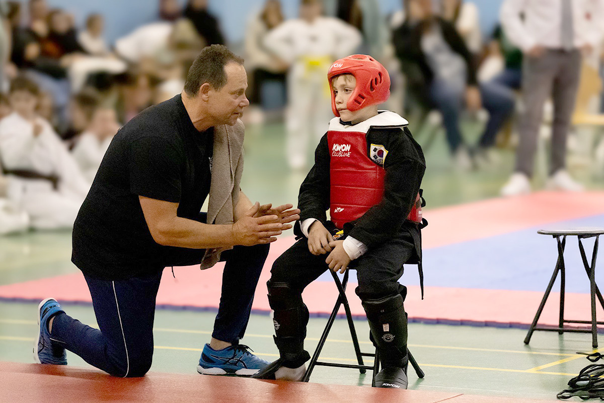 Andreas Schlüter trainiert die Kinder-, Jugend- und Erwachsenengruppe des Werner SC. Für ihn ist Hapkido nicht nur eine koreanische Kampfkunst, die Körper und Geist gleichzeitig trainiert, sondern auch ein Stück Lebensphilosophie. Foto: WSC